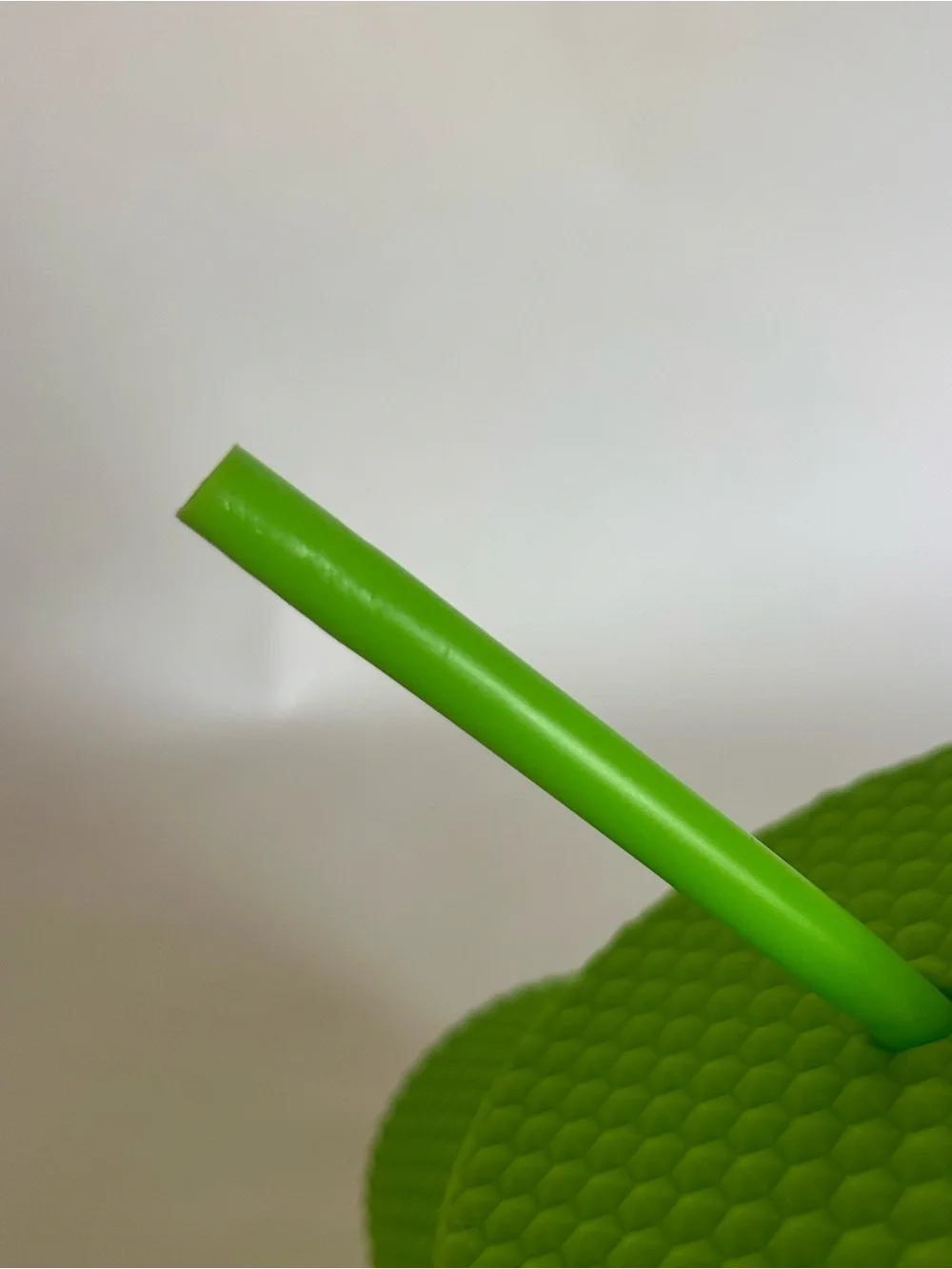 Starbucks‎ Fall 2021 16oz Neon Green Grande Studded Tumbler Diamond Coffee Cup
